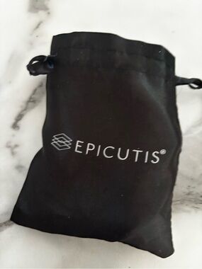 Free with any order 🚨Epicutis Drawstring Pouch for Cell Accessories with minis